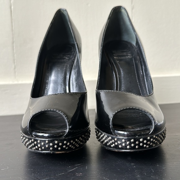 Burberry Black Studded Pumps Size 39 - Picture 2 of 10